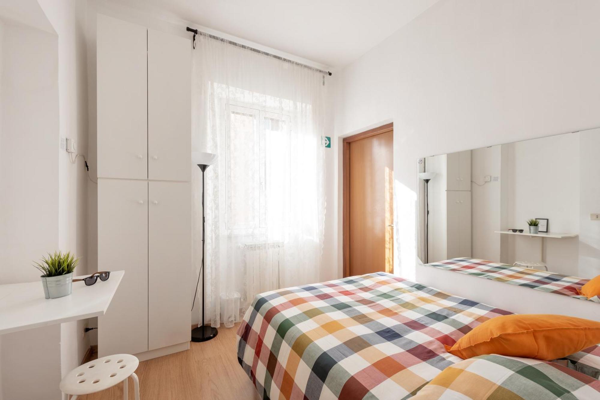 Central Little Basic Apartment ローマ エクステリア 写真