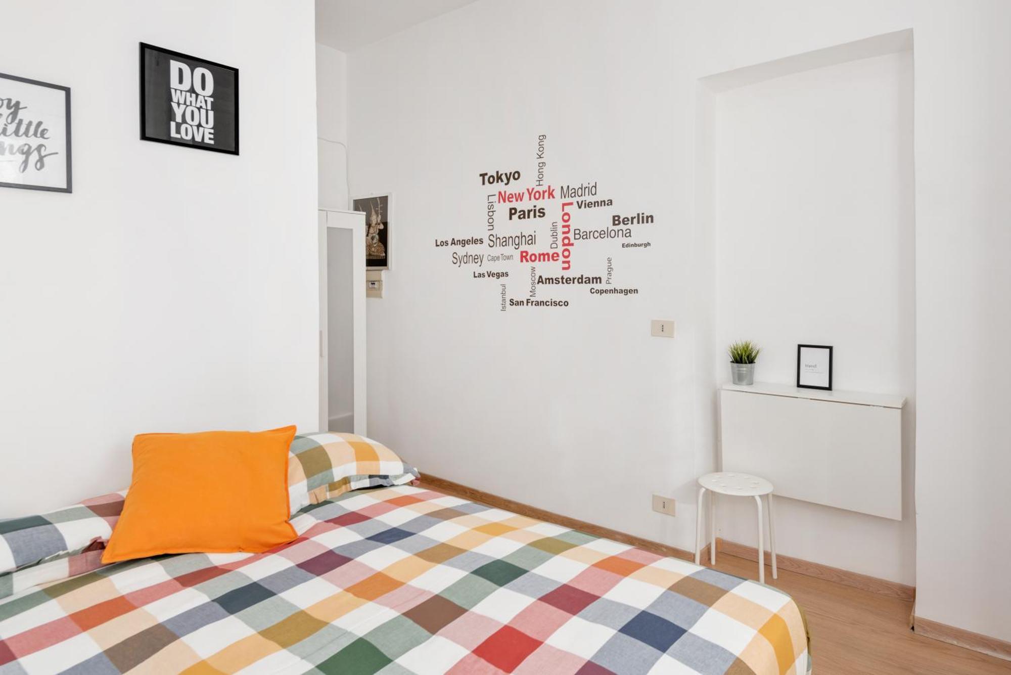Central Little Basic Apartment ローマ エクステリア 写真
